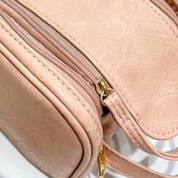 6_e5b6cfe3-1149-4a70-8194-7424116a36d6