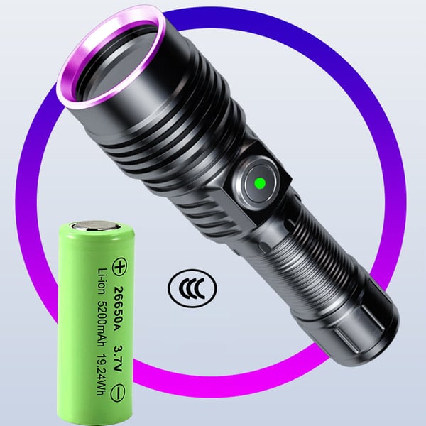 High-power Multi-functional Tracking Flashlight