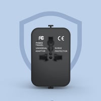 Universeller Reiseadapter mit zwei USB-Anschlüssen