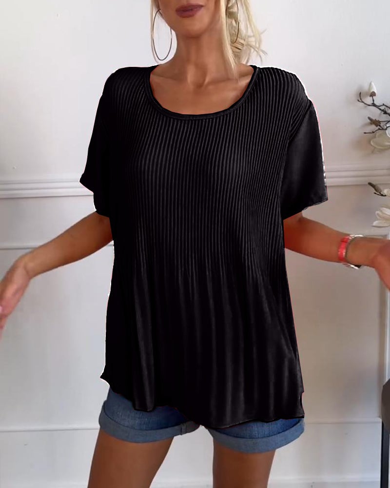 Solid color round neck pleated blouse