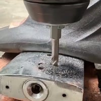 🔩Hochfester Exzenterbohrer mit schrägem Kopf