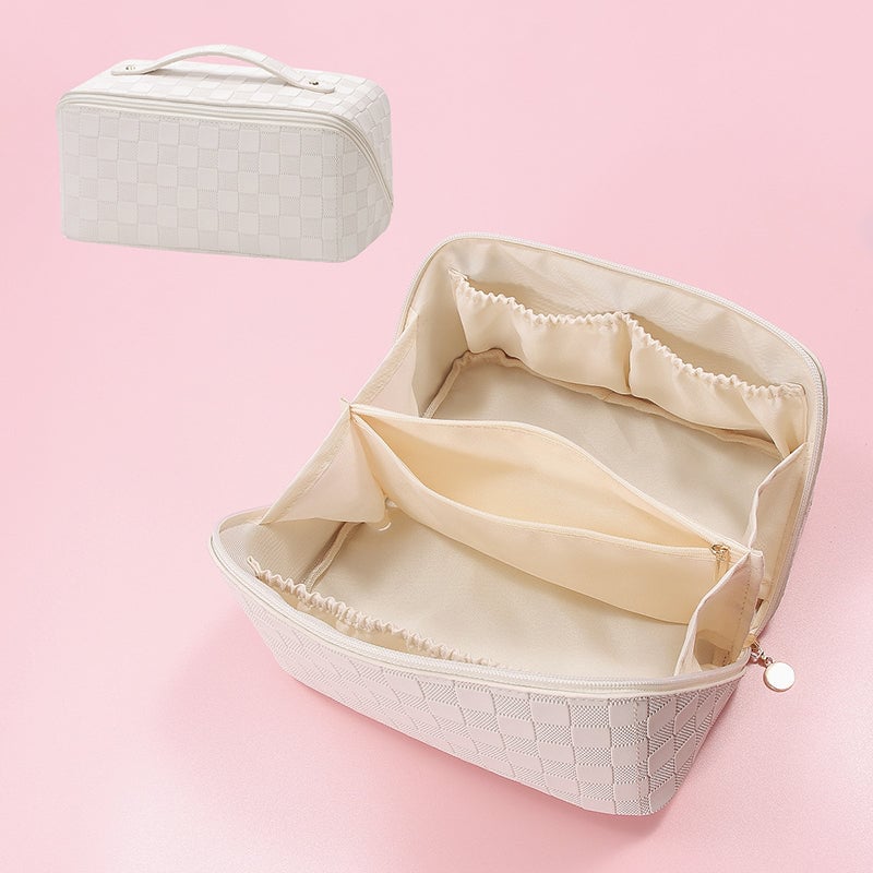 Vintage Pattern Handheld Makeup Bag