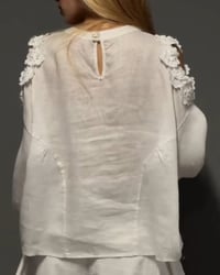Crewneck Cut-Out Off-Shoulder 3D Floral Blouses