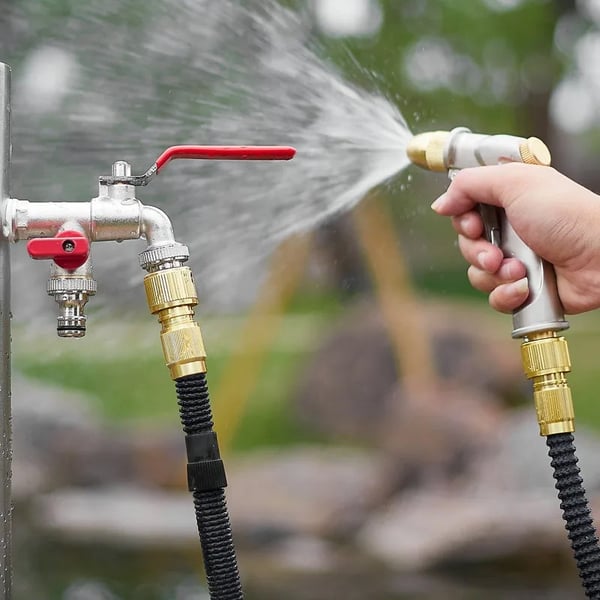 Zinc Alloy Dual Outlet Faucet for Gardening