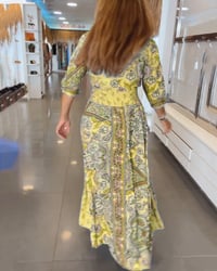 Robe de vacances à col en V et manches 3/4