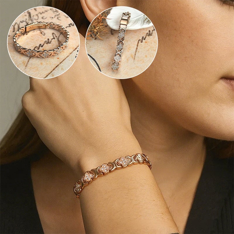 Claris™ Flower Copper Bracelet