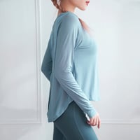 Yoga træningstop med slids bagpå