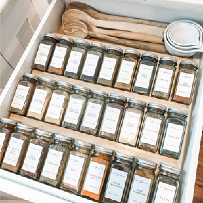 Quadratisches Gewürzdosen-Set