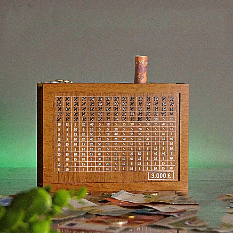 ✨Wooden money box with engraved figures