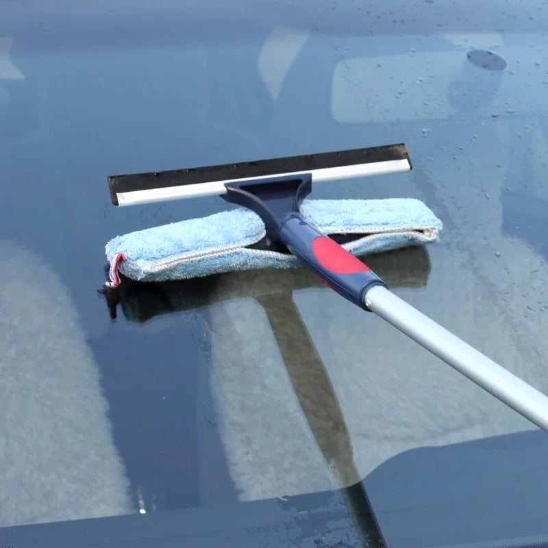 Flexible window cleaner