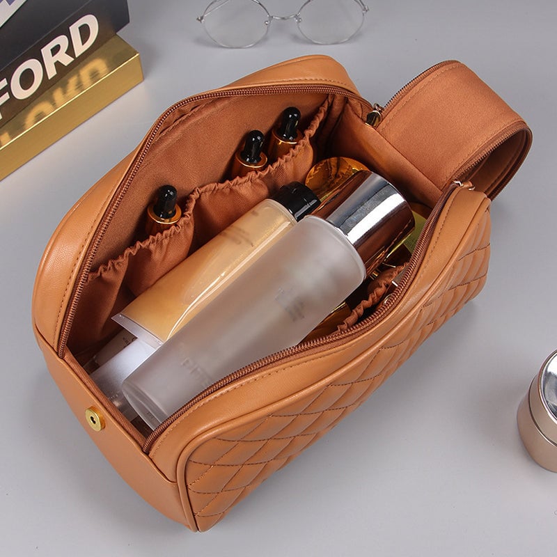 Gesteppte karierte Kosmetiktasche