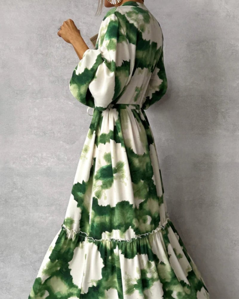Elegante tie-dye patchwork jurk met trekkoord en ballonmouwen