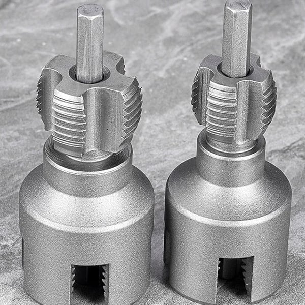 Integriertes Werkzeug für Innen- und Außengewinde