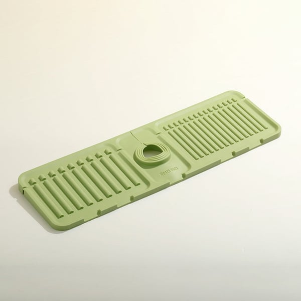 Sloped Draining Splash Guard Mat