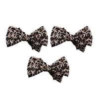 🎀 Leopard Print Bow Hair Claw
