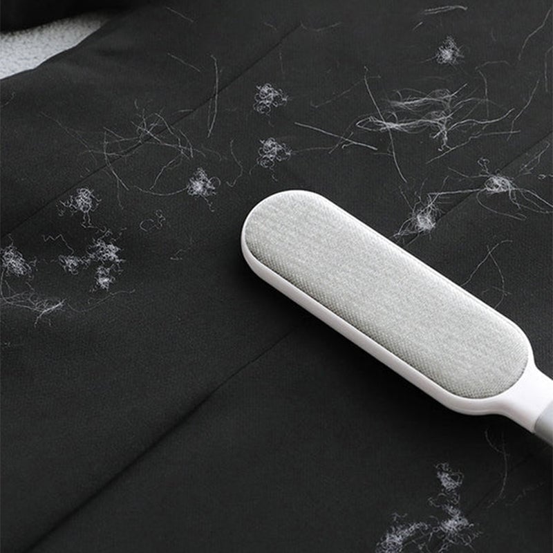 Hair removal brush for clothes