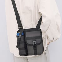 Sacs imperméables de fronde de bandoulière de poitrine de camping avec le support de bouteille d'eau