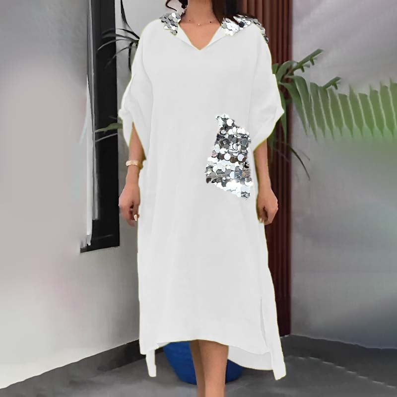 Maxi abito con cappuccio in paillettes a squame di pesce