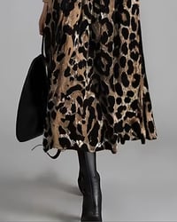 Klädning Rundhalsad Leopard Full Kjol