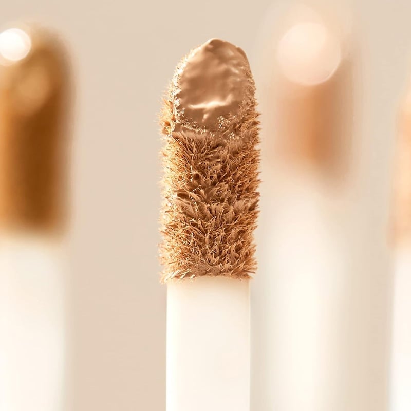 Glide & Hide Blurring Concealer