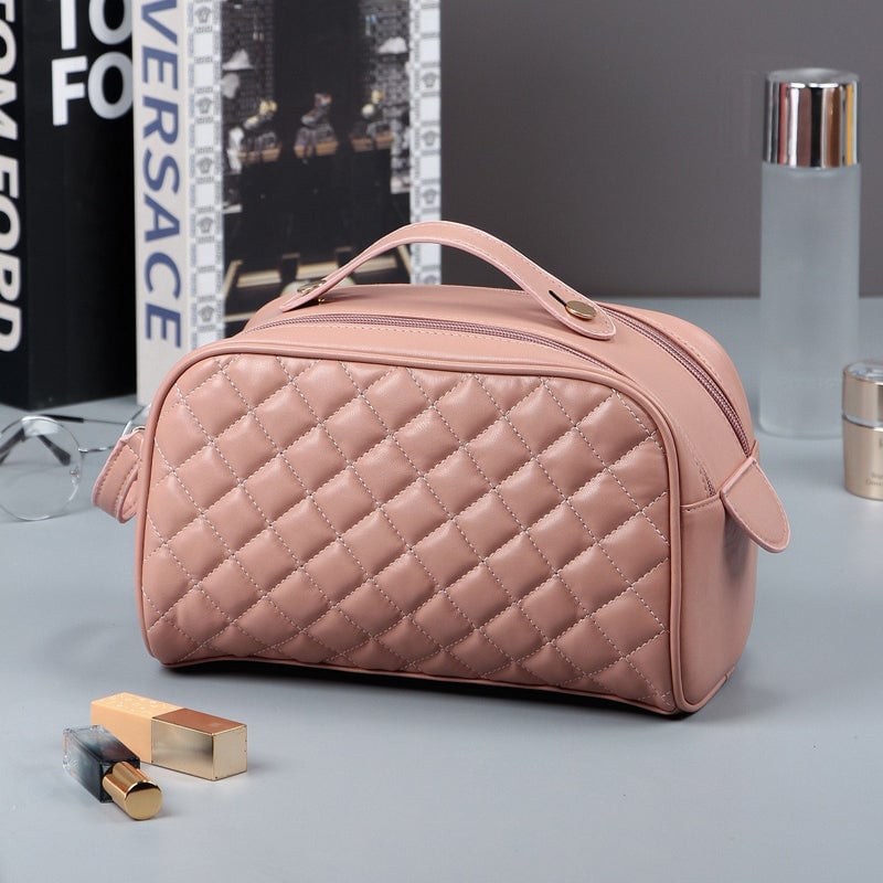 Gesteppte karierte Kosmetiktasche