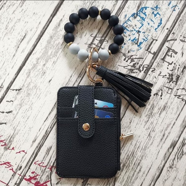 Upsell-Fashionable Silicone Keychain Wallet
