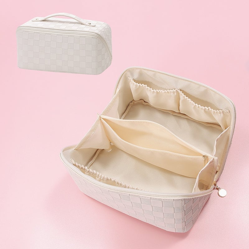 Vintage Pattern Handheld Makeup Bag