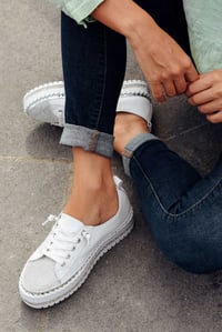 Bianco,35