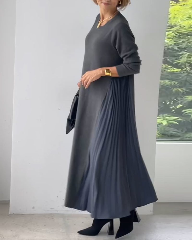 Elegant long-sleeve pleated sweater dress