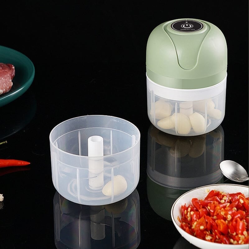 Sakerplus USB Rechargeable Electric Garlic Grinder