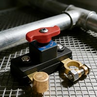 Universell batterifrånskiljare & läckageskydd