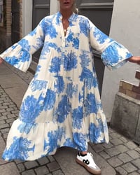 Robe patchwork ample imprimée à col en V et manches cloche