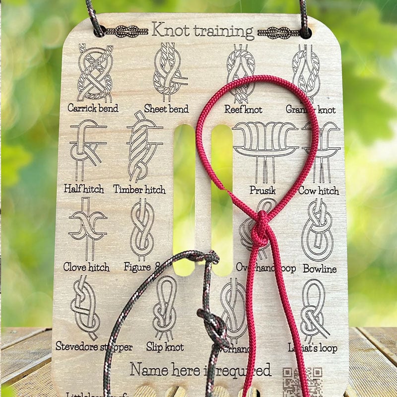 Knotting training board