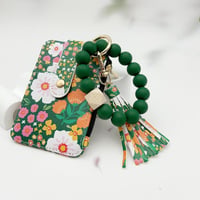 Boho Style Beaded & Tassel Decorated Keychain with Flower Pattern Wallet