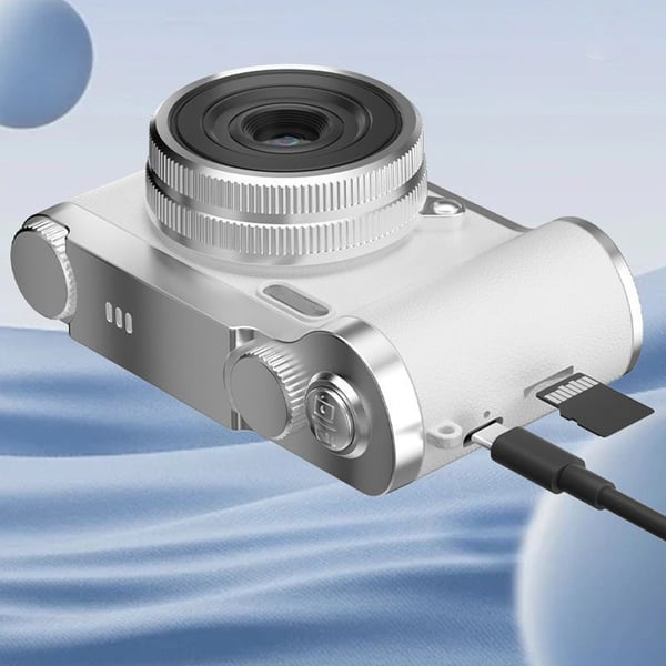 Flip Screen CCD Digital Camera