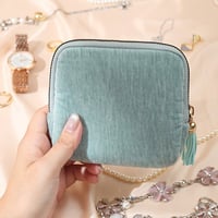 Mini Schmucktasche mit Quasten-Reißverschluss