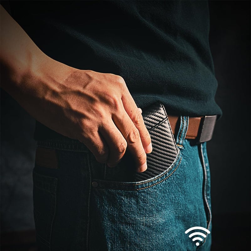 Kortholder i ægte læder med RFID-tyverisikring
