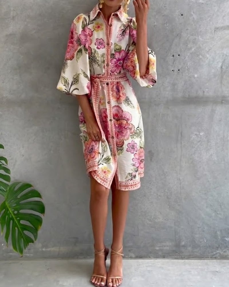 Bedrucktes Kleid mit Laternenärmeln und Reverskragen