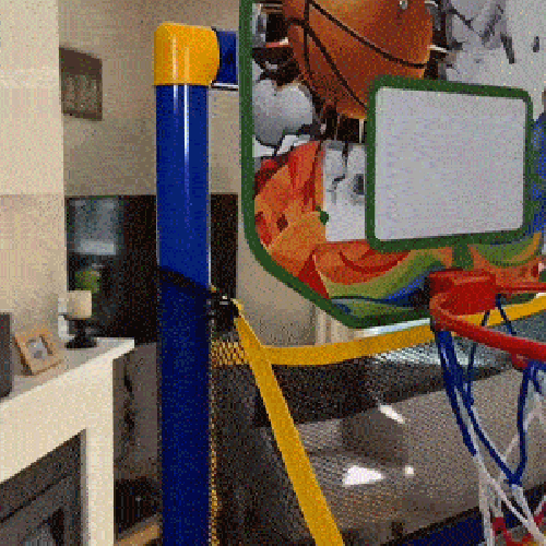 Adjustable-height freestanding basketball hoop for growing kids