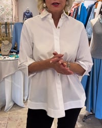 Ensfarvet skjorte med lynlås