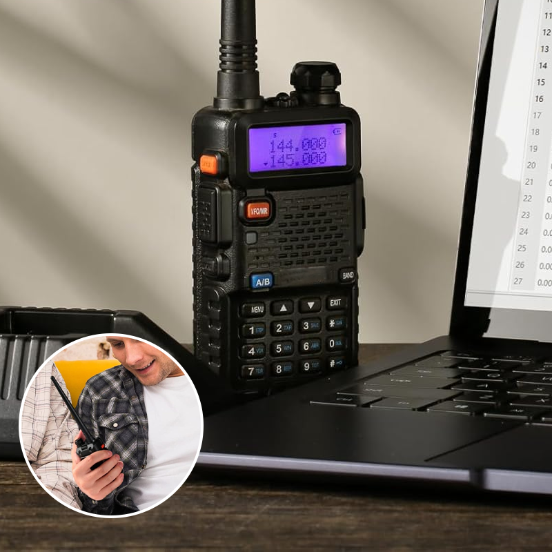 Handheld dual-band walkie-talkie