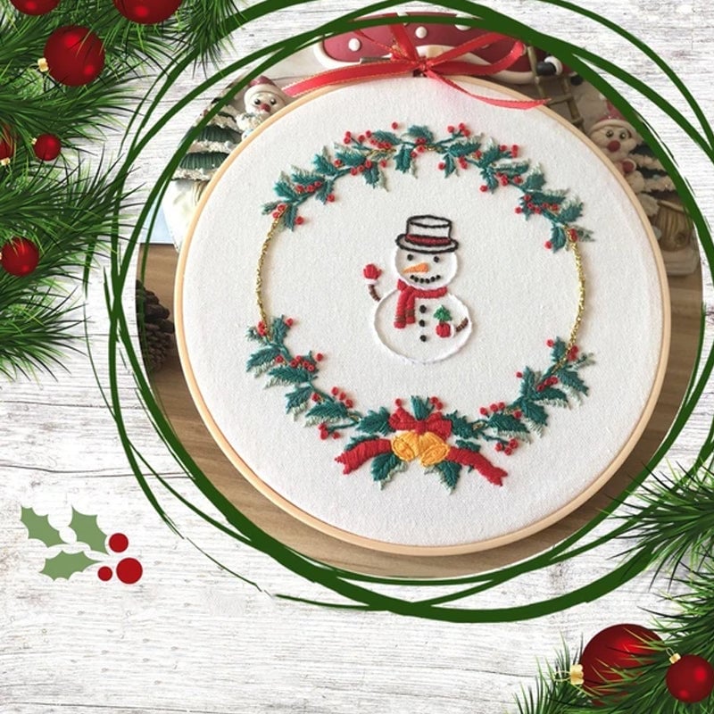 Christmas Embroidery Set