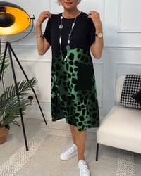 Robe imprimée à manches courtes et col rond