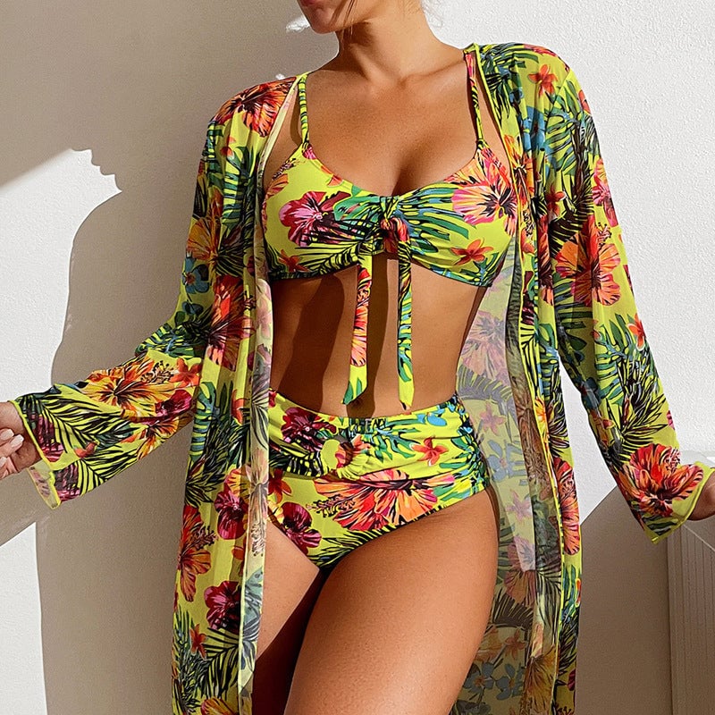Bikini trois pièces à fleurs