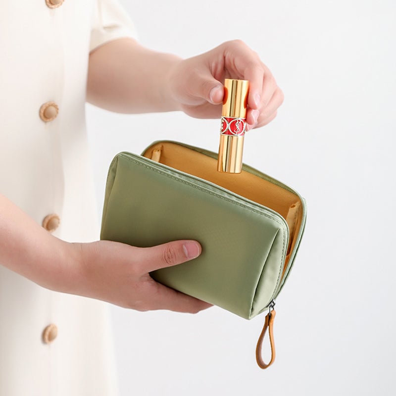 Make-uptasje voor op reis voor dames