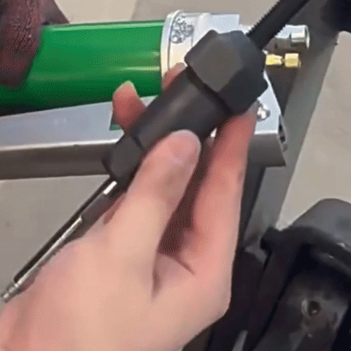 Heavy Duty Grease Fitting Cleaner applying focused pressure