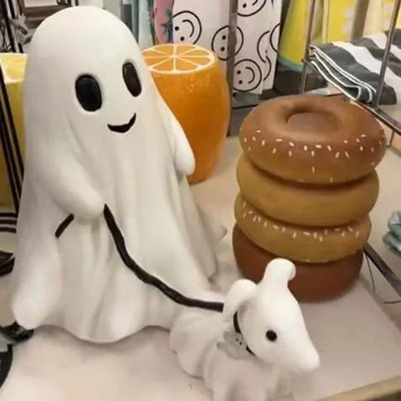 Halloween Ghost Walking Dog Statue👻
