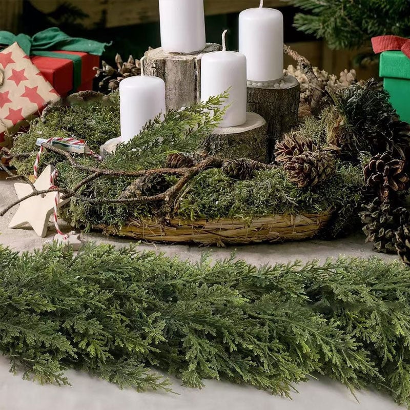 Künstliche Tannen- & Zypressen-Girlande zur Dekoration