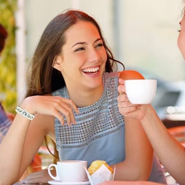 bae04b97-9792-4134-0c00-f679b11a0800