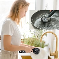 Långskaftad grytborste med flytande fyllning